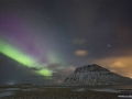 Aurora dietro al Kirkjufell